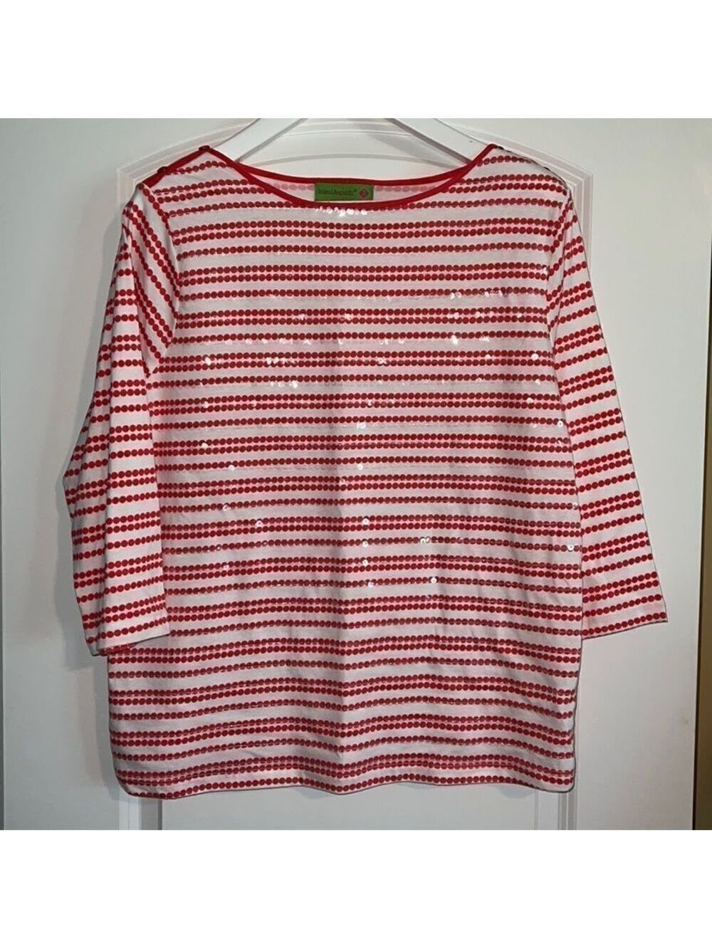 ISLAND REPUBLIC ladies XL 3/4 sleeve top. White / orange w/ sequin pattern. EUC